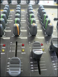 M-Audio NRV 10